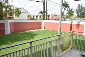8401 NW 8th St APT 101, Miami, FL 33126, Sold 12/15/23
