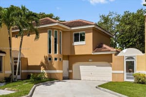 11295 Lakeview Dr 43 l, Coral Springs, FL 33071, Sold 09/19/23