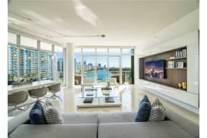 6101 Aqua Ave APT 701, Miami Beach, FL 33141, Sold 01/04/24