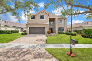 500 Cambridge Dr, Weston, FL 33326, Sold 09/12/23