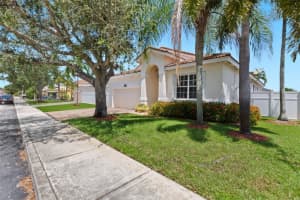 16487 NW 22nd St, Pembroke Pines, FL 33028, Sold 09/21/23