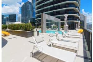 45 SW 9th St Apt 3704, Miami, FL 33130, Sold 01/26/24