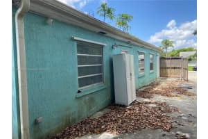 4866 Poseidon Pl, Lake Worth, FL 33463, Sold 04/05/24