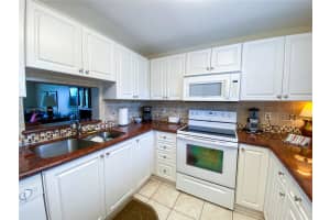 401 SE 3rd St APT 201, Dania Beach, FL 33004, Sold 09/21/23
