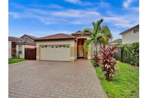 19650 NW 84th Ave, Hialeah, FL 33015, Sold 10/31/23