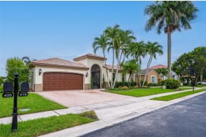 415 SW 200th Terrace, Pembroke Pines, FL 33029, Sold 09/28/23