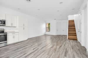 20915 NW 1st Ct, Pembroke Pines, FL 33029, Sold 12/14/23