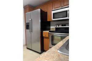 11261 SW 88th St #208h, Miami, FL 33173, Sold 10/31/23
