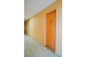 840 SW 129th Pl APT 103, Miami, FL 33184, Sold 10/12/23