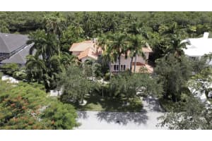 168 Paloma Dr, Coral Gables, FL 33143, Sold 10/16/23