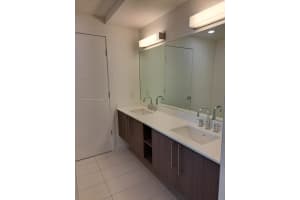 7825 NW 107th Ave Apt 204, Doral, FL 33178, Sold 12/21/23
