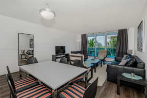 2301 Collins Ave APT 333, Miami Beach, FL 33139, Sold 08/02/24