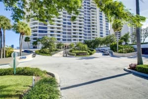 2500 Parkview Dr APT 820, Hallandale Beach, FL 33009, Sold 04/10/24