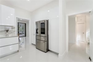 2000 S Bayshore Dr APT 1, Coconut Grove, FL 33133, Sold 09/19/23