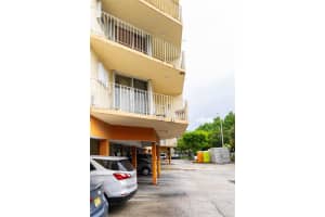 1750 W 46th St APT 207, Hialeah, FL 33012, Sold 10/12/23