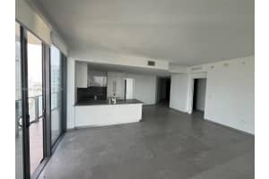 68 SE 6th St Apt 3312, Miami, FL 33131, Sold 05/17/24