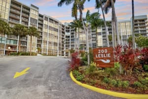 200 Leslie Dr APT 216, Hallandale Beach, FL 33009, Sold 01/17/24