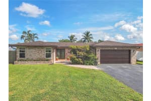 8307 SW 26th St, Davie, FL 33324, Sold 09/19/23