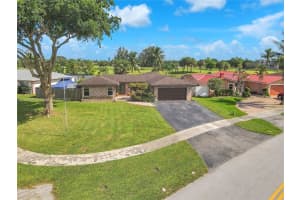 8307 SW 26th St, Davie, FL 33324, Sold 09/19/23