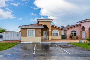 9202 NW 121 Terrace #33, Hialeah Gardens, FL 33018, Sold 10/11/23