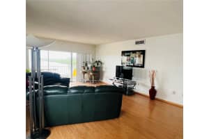 500 Bayview Dr APT 432, Sunny Isles Beach, FL 33160, Sold 02/09/24