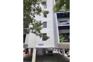 4400 W 16th Ave APT 530, Hialeah, FL 33012, Sold 09/15/23