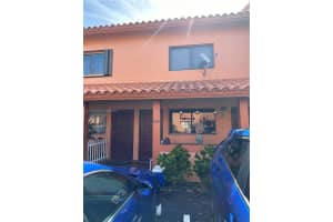 6375 W 27th Way #24, Hialeah, FL 33016, Sold 11/15/23
