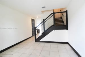 15571 NW 91st Ct, Miami Lakes, FL 33018, Sold 03/04/24