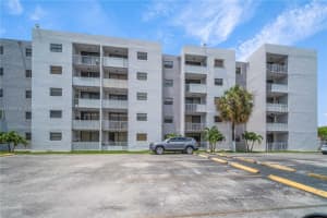 8075 NW 7th St #416, Miami, FL 33126, Sold 09/15/23