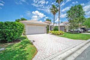 13513 NW 7th St, Plantation, FL 33325, Sold 11/30/23