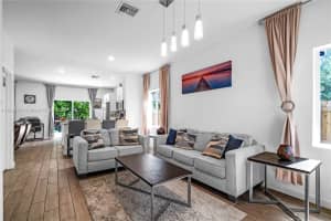 895 SE 17th Ct, Florida City, FL 33034, Sold 10/04/23
