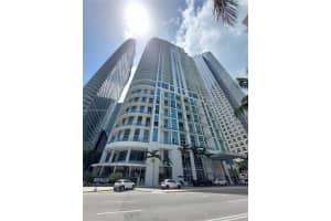 300 S Biscayne Blvd t 2306, Miami, FL 33131, Sold 10/30/23