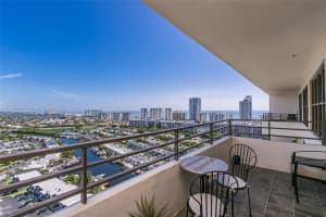 2500 Parkview Dr APT 2509, Hallandale Beach, FL 33009, Sold 11/01/23