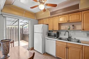 313 Briarwood Cir #19-V1, Hollywood, FL 33024, Sold 01/30/24