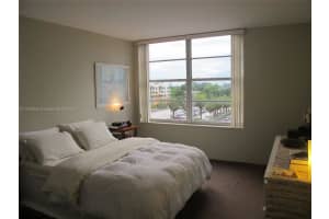 2899 Collins Ave APT 648, Miami Beach, FL 33140, Sold 09/25/24
