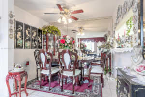 11715 SW 18th St APT 403, Miami, FL 33175, Sold 02/12/24