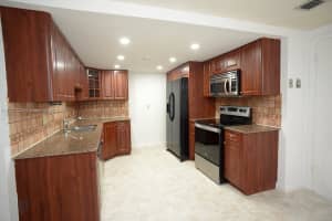 1800 NE 114th St APT 1908, Miami, FL 33181, Sold 02/29/24