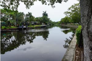 620 Tennis Club Dr APT 310, Fort Lauderdale, FL 33311, Sold 10/03/23