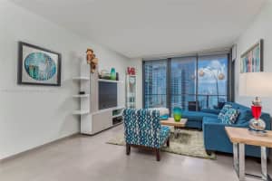 68 SE 6th St Apt 2805, Miami, FL 33131, Sold 06/10/24