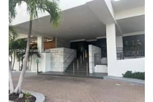 4301 Collins Ave APT 1001, Miami Beach, FL 33140, Sold 05/01/24