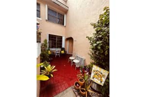 11888 NW 11th St, Pembroke Pines, FL 33026, Sold 02/05/24