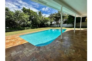 900 NW 9th Way, Boca Raton, FL 33486, Sold 02/09/24