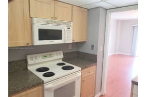 1831 NE 38th St APT 202, Oakland Park, FL 33308, Sold 10/06/23