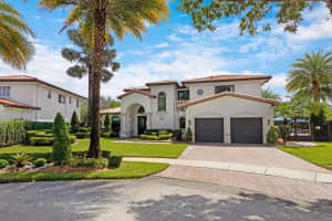 15631 NW 79th Ct, Hialeah, FL 33016, Sold 09/22/23