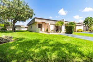 7425 SW 106th Ct, Miami, FL 33173, Sold 11/01/23