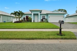 6167 SE Amethyst Terrace, Hobe Sound, FL 33455, Sold 09/29/23