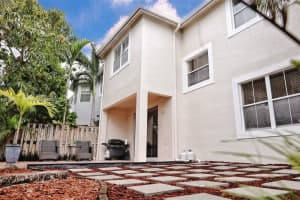 301 SW 87th Path, Miami, FL 33174, Sold 04/02/24