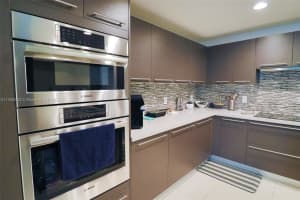 7751 NW 107th Ave Apt 609, Doral, FL 33178, Sold 11/22/23