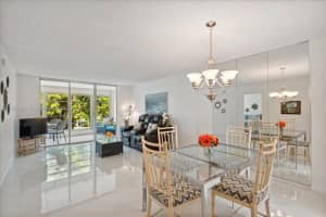 4851 NW 26th Ct APT 340, Lauderdale Lakes, FL 33313, Sold 12/15/23
