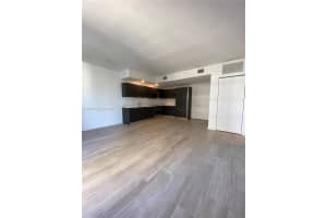 55 SW 9th St Apt 3602, Miami, FL 33130, Sold 12/08/23